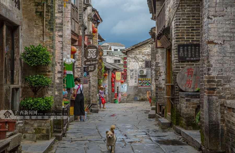坦克出行